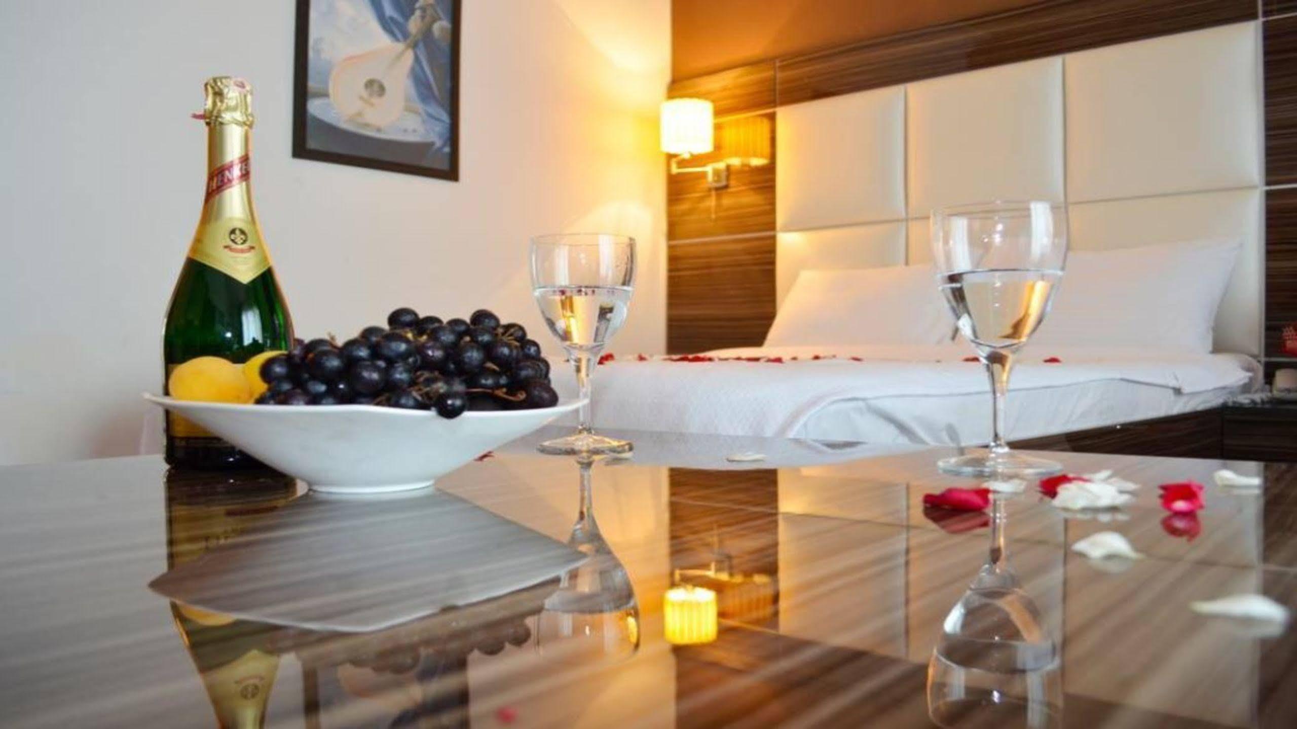 Hotel La Piano Istanbul Eksteriør bilde